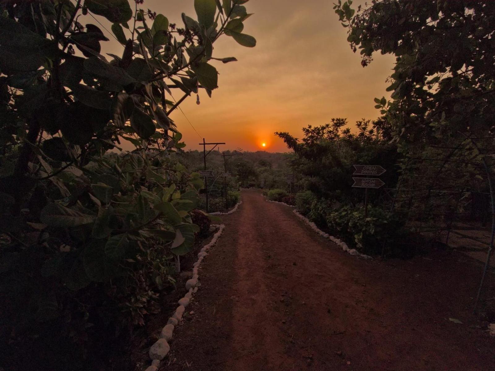 Chalobahills Farmstay Resort Ajra Exteriör bild